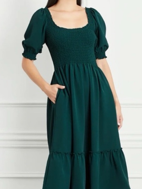Hill House Dresses & Skirts - Hill House Louisa Nap Dress Smocked Midi Dress with Puff Sleeves